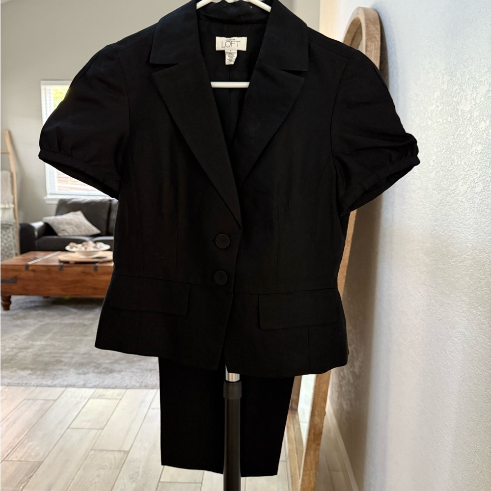 LOFT Women's Black Linen pantsuit